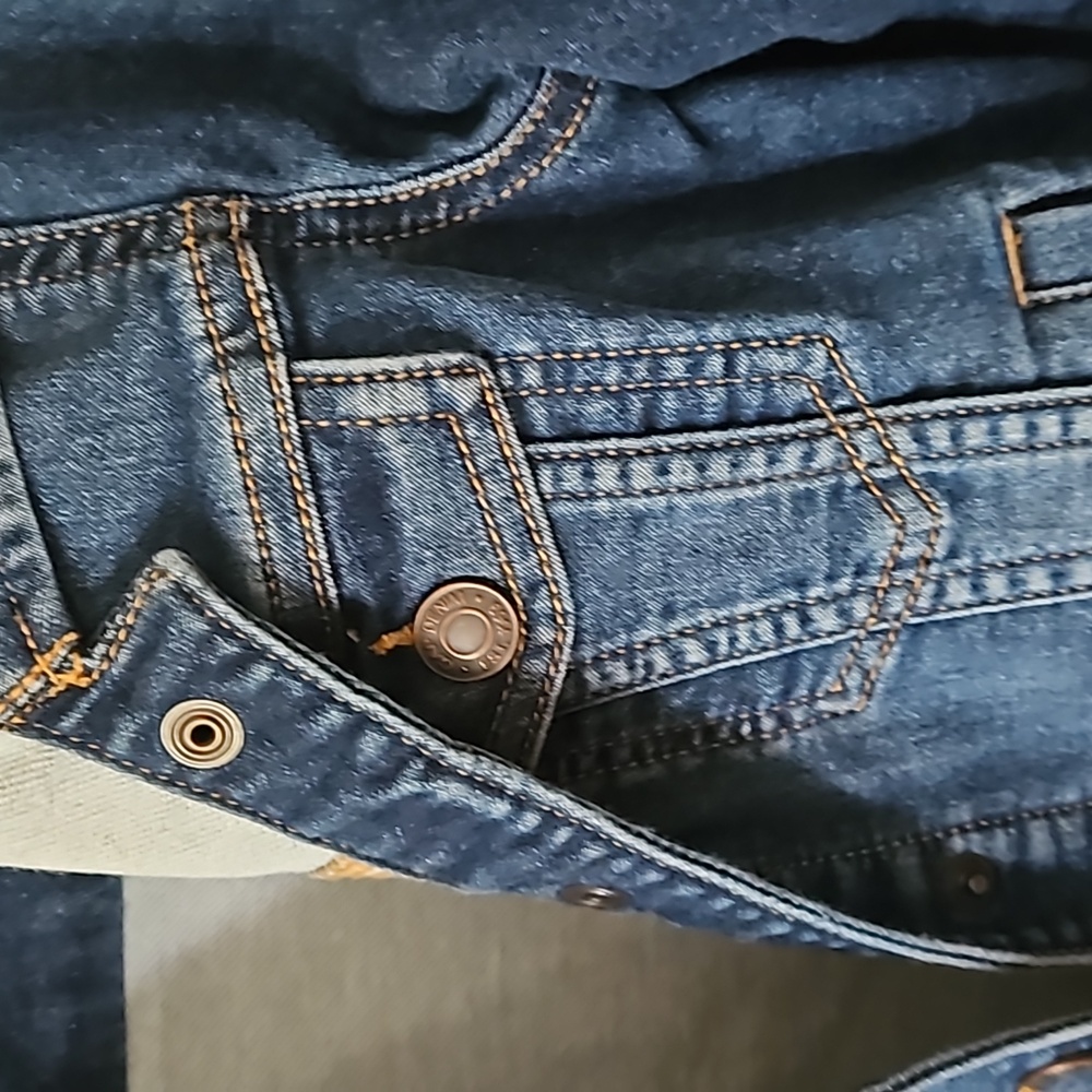 Girls jean jacket - Picture 3 of 3
